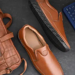 FUNNY FIRE Men Solid Leather Everyday Loafers-picture-16