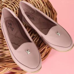 ZAYSOO Women Solid Loafers with Embellished Detail-image-63