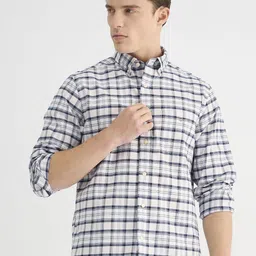 GANT Men Tartan Checks Opaque Checked Casual Shirt-image-32
