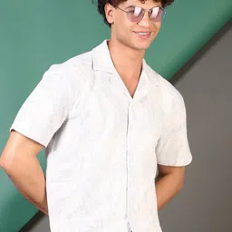 LIMEROAD Self Design Cutaway Collar Short Sleeves Cotton Shirt-image-7