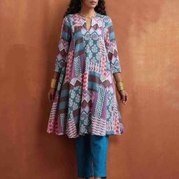 trueBrowns Floral Printed Gota Patti V-Neck Tunic With Trousers-picture-18