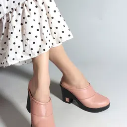 Try Me Block Pumps image 2