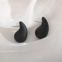VAGHBHATT Teardrop Shaped Drop Earrings-23