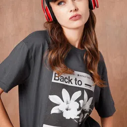 The Roadster Lifestyle Co Oversized-Fit Floral & Typography Printed Cotton T-Shirt-image-44