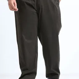 NEVER NEUD Men Relaxed Flat-Front Trousers-picture-32