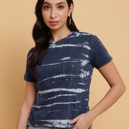 Sands of India Women Dyed Pockets T-shirt-image-32