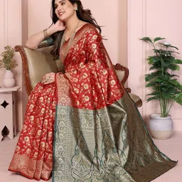 Shriyangan Floral Woven Design Zari Pure Silk Kanjeevaram Saree-image-51