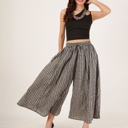 COTLAND FASHION Women Printed Flared Palazzos-image-100