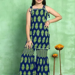 Sangria Girls Ethnic Motifs Printed Shoulder Strap Straight Kurti With Sharara-picture-39
