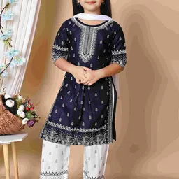 BARKAT DESIGNING PLANET Girls Printed Regular Kurta with Palazzos & Dupatta-76