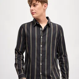 THE BEAR HOUSE Men Spread Collar Multi Striped Cotton Slim Fit Casual Shirt-image-81