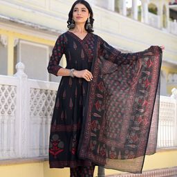 DIVASTRI Floral Printed V-Neck Empire Anarkali Kurta With Trouser And Dupatta-picture-12