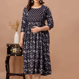 MURLI KURTI Women Printed Thread Work Anarkali Kurta-image-46