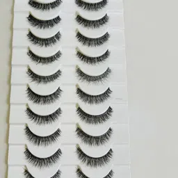 THE WINK STUDIO Set Of 10 Reusable Lightweight False Eyelashes image 3