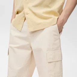 MANGO MAN Solid Cargo Shorts-image-89