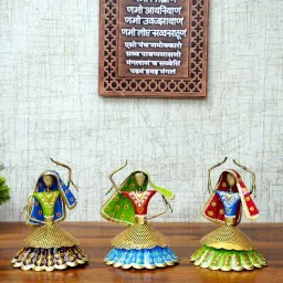 craft tree Metallic Figurine Dancing Lady (Set Of 3) Hanging Frame Musician In Golden Color-picture-43