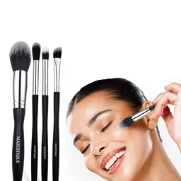 MAJESTIQUE Set Of 4 Handle Make-Up Powder Brushes - Black-18
