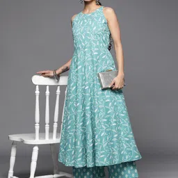 Varanga Women Floral Printed Pleated Pure Cotton Kurta With Palazzos-picture-51