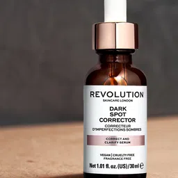 Makeup Revolution London Skin Dark Spot Corrector 30 ml-picture-47