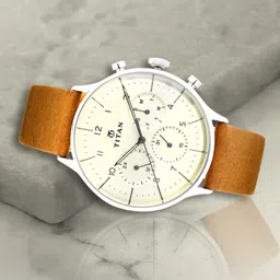 Titan Men Cream-Coloured Analogue Leather Watch 90102SL01-9
