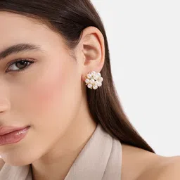 DressBerry Circular Beads & Stone Studded Studs Earrings-40