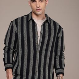 Roadster Men Striped Relaxed Fit Casual Shirt-image-99
