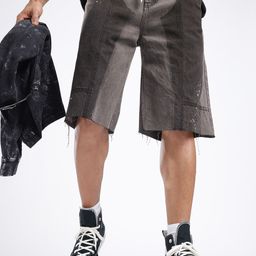 glitchez Men Street Clout Loose Colourblocked Denim Jorts-image-2