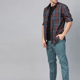Roadster Men Green Regular Fit Solid Chinos-picture-26