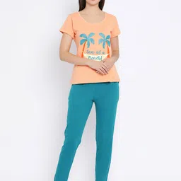 Clovia Women Typography Print Cotton Rich Top & Pyjama LS0420P16XL-27