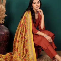 Varanga V-Neck Straight Kurta With Trousers And Dupatta-19