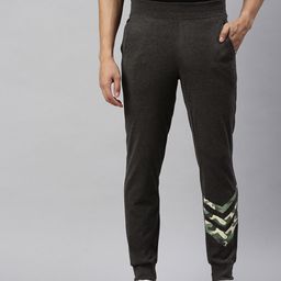 Huetrap Men Charcoal Solid Knitted Straight Fit Sustainable Joggers-image-94