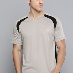 HRX By Hrithik Roshan Men Wet Weather & Jet Black Colourblock Rapid-Dry Antimicrobial Anti-Static Outdoor Tshirt-image-7