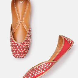 House of Pataudi Women Embellished Ethnic Mojaris Flats-55