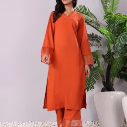 Varanga Women Regular Silk Crepe Kurta with Trousers-14