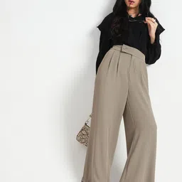Sera Women Smart Flared High-Rise Pleated Solid Trouser-image-49