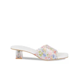 Metro Open Toe Printed Block Heels image 5