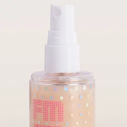 Wet n Wild Fantasy Maker 3-in-1 Face Mist with Papaya & Coconut Water 55ml - Dewy Illusion image 4
