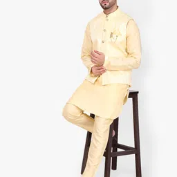 Pro-Ethic STYLE DEVELOPER Men Yellow Kurta with Pyjamas image 4