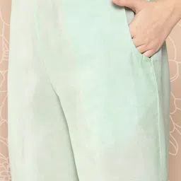 Libas Ethnic Motifs Printed Regular Kurta with Trousers image 5