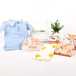 Moms Home Infants Pack of 7 Conversational Printed Organic Cotton Baby Apparel Gift Set-26