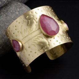 VOGUE PANASH Women Gold-Toned & Violet Brass Gold-Plated Cuff Bracelet-image-87