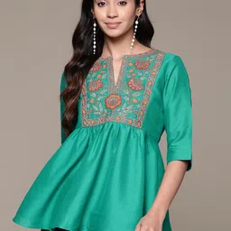 aarke Ritu Kumar Floral Embroidered Thread Work Thread Work Pleated Kurti-picture-7