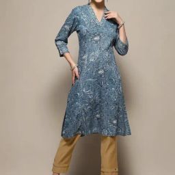 Biba Blue Printed Straight Kurta-image-32