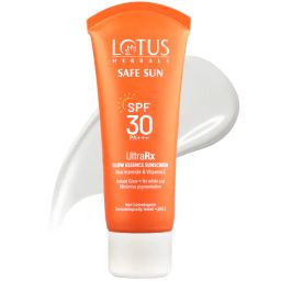 Lotus Herbals Safe Sun UltraRx Glow Essence Sunscreen SPF 30 PA+++-picture-21
