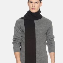 513 Men Black Solid Knitted Muffler-image-40