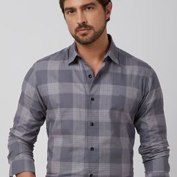 Mufti Men Spread Collar Checked Cotton Slim Fit Casual Shirt-image-82