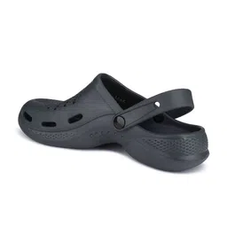 DRACKFOOT Men Self Design Clogs image 3