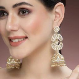 Karatcart Gold-Plated Kundan Jhumki Earrings for Women image 3