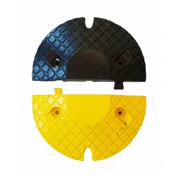 RS PRO High Visibility Rubber Speed Bump End Cap, 350mm x 200 mm x 50 mm Model No 8987185-image-36