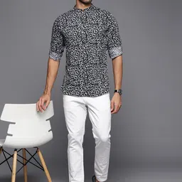 Indo Era Men Black & White Floral Printed Liva Kurta-image-73